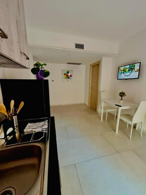 Aqua Marine B&B - Rooms And Apartments Milazzo Luaran gambar